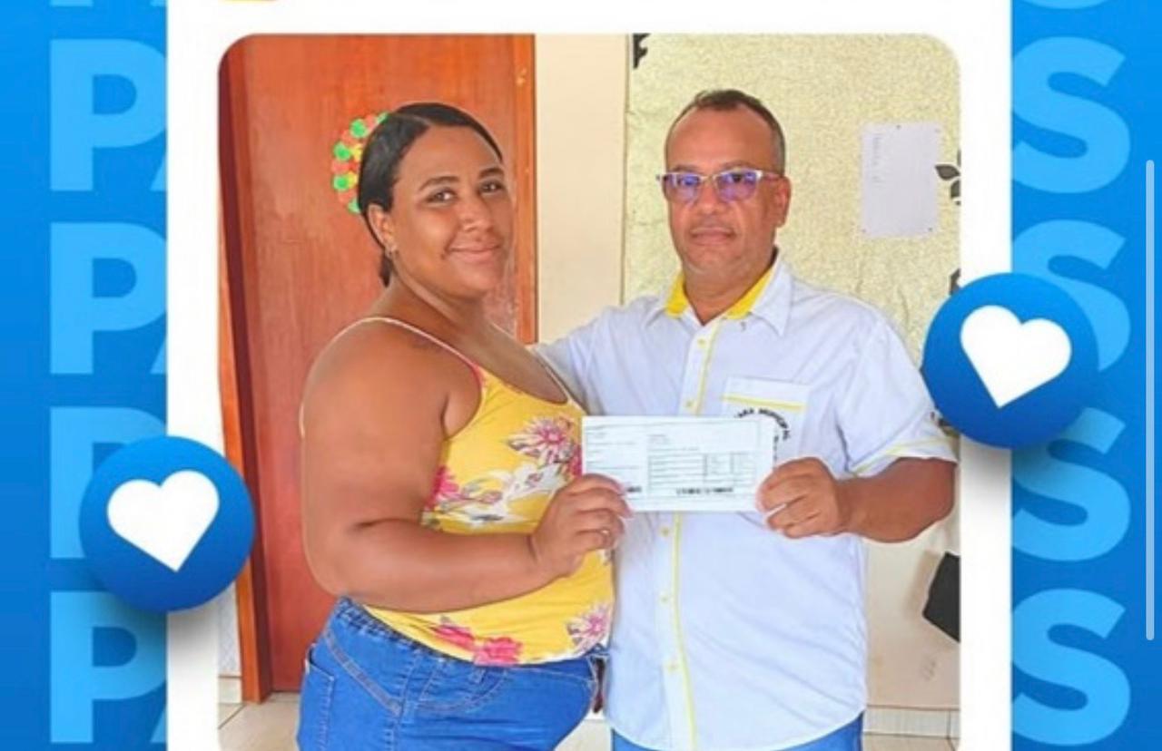Prefeitura de Monte do Carmo realiza entrega de cartões do Programa AlimenTO a famílias em situação de vulnerabilidade